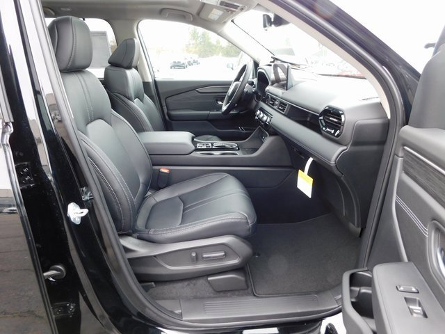 New 2026 Honda Pilot Touring image 18