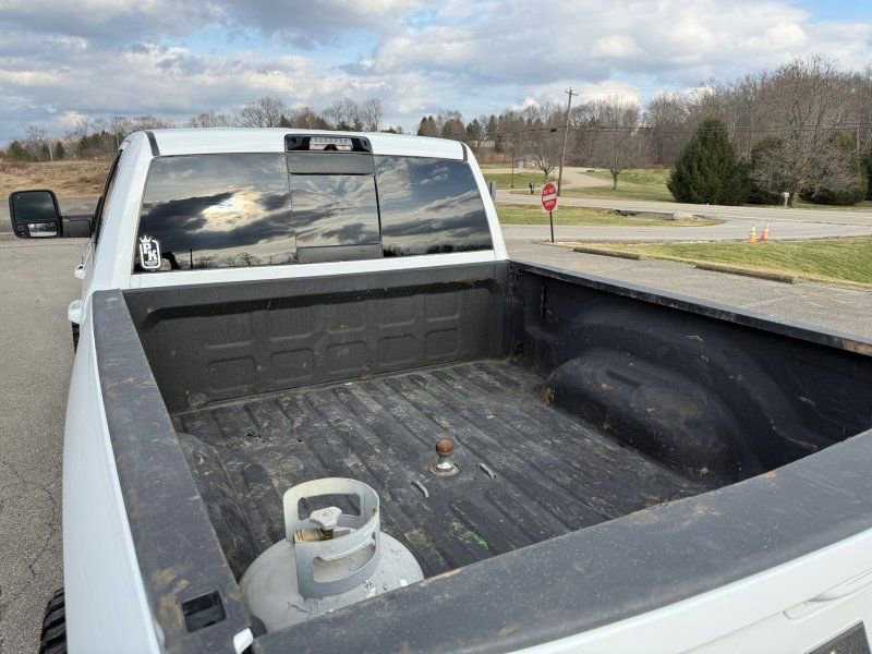 Used 2025 RAM 2500 Laramie image 13