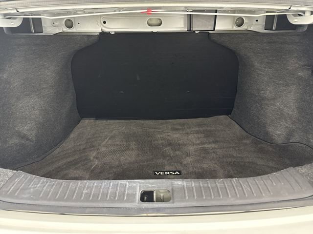 Used 2009 Nissan Versa Sedan image 14