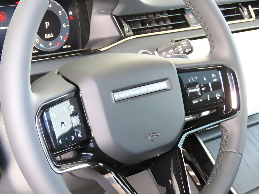Certified 2026 Land Rover Range Rover Evoque Dynamic SE AWD/4WD image 19