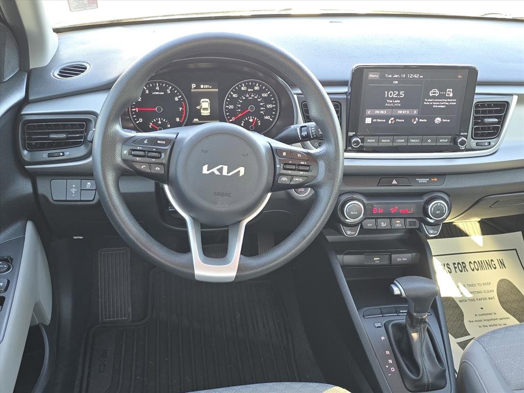 Used 2022 Kia Rio S w/ Technology Package image 11