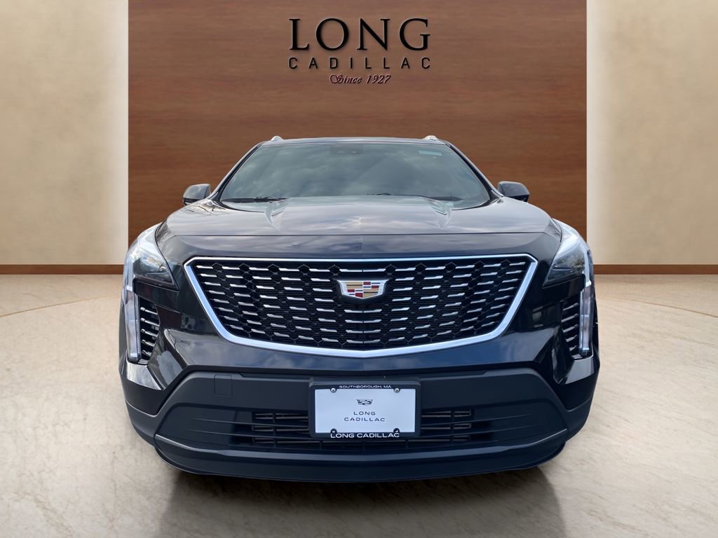 Certified 2023 Cadillac XT4 Luxury w/ Cold Weather Package image 8