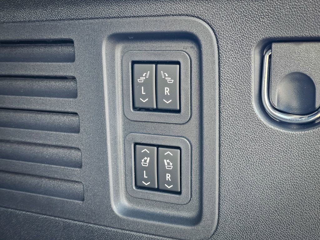 New 2026 GMC Acadia Denali w/ Super Cruise Package image 39