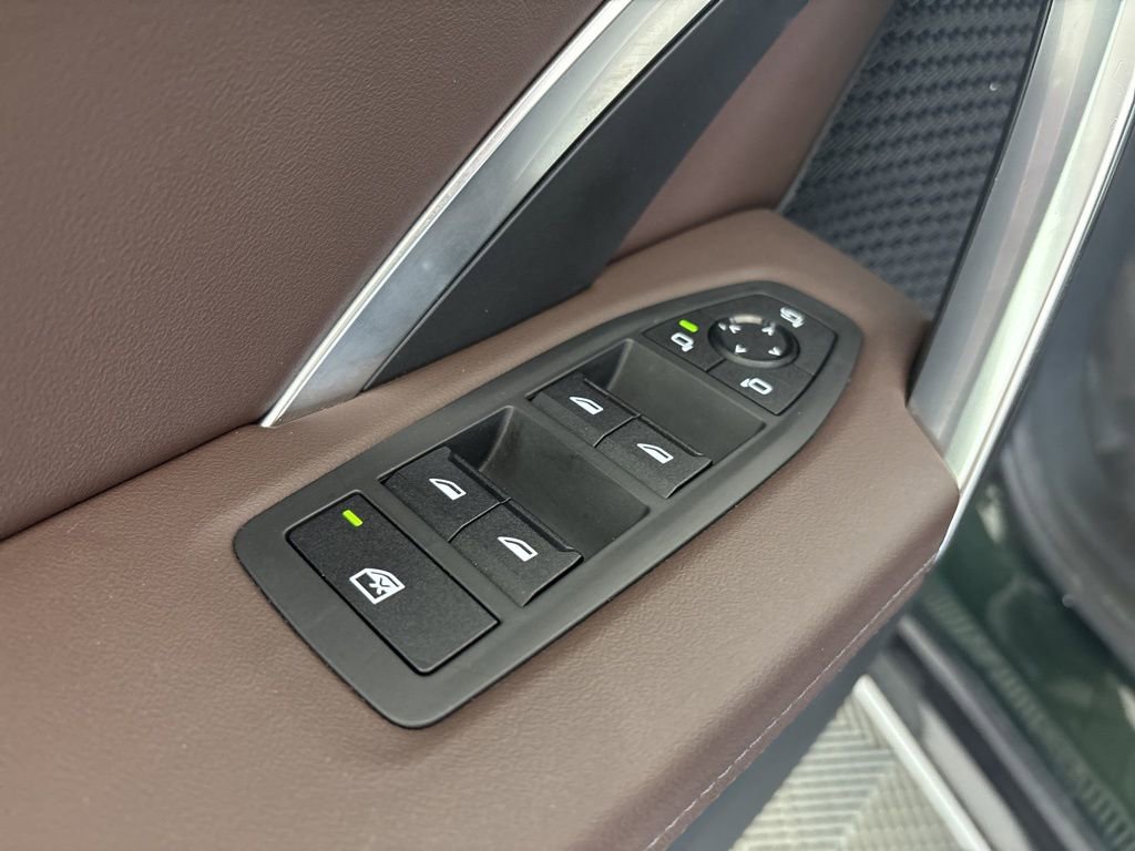 Certified 2025 BMW X1 xDrive28i w/ Convenience Package image 21