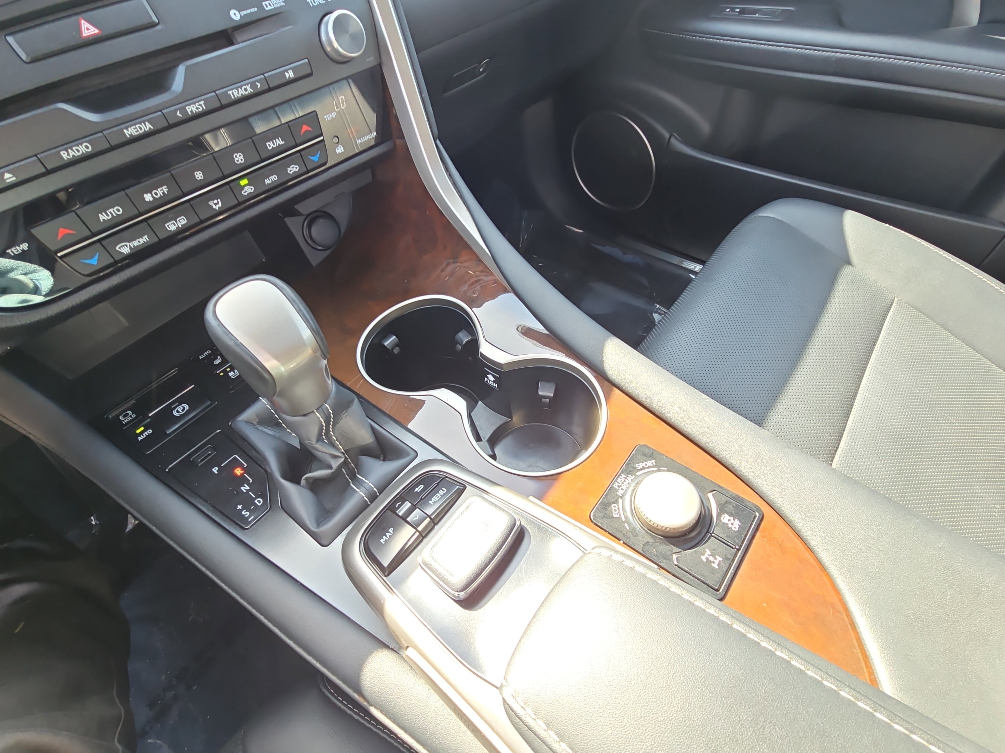 Used 2019 Lexus RX 350 AWD w/ Navigation Package image 23