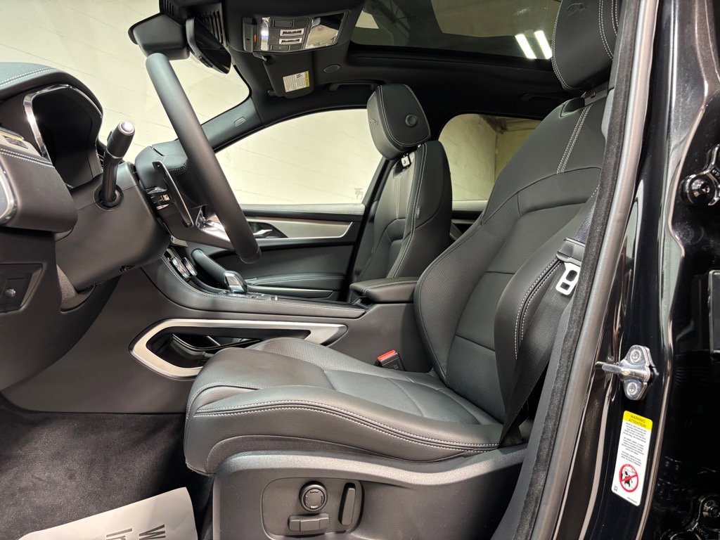 New 2026 Jaguar F-PACE R-Dynamic S image 23