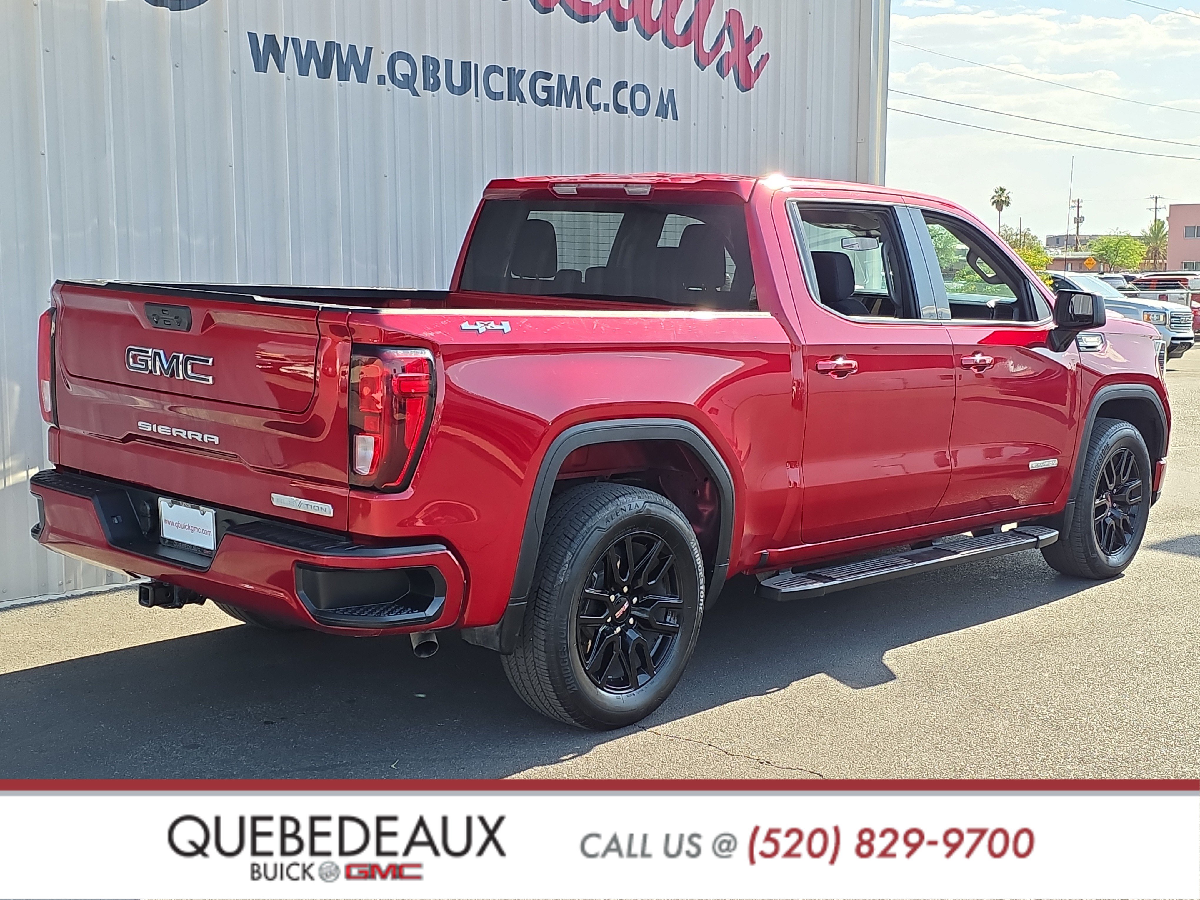 Used 2024 GMC Sierra 1500 Elevation w/ LPO, Elevation Black Package AWD/4WD image 10