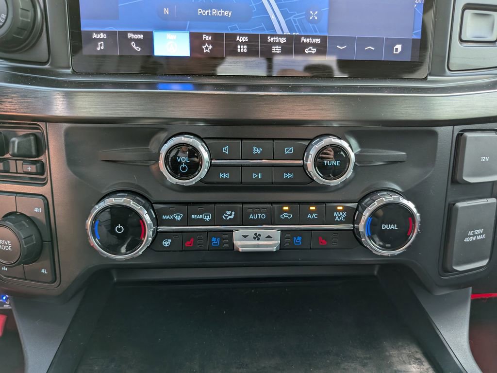 Used 2024 Ford F250 Lariat w/ Lariat Ultimate Package AWD/4WD image 27