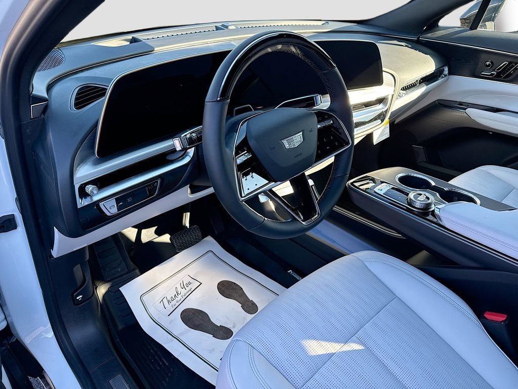 New 2026 Cadillac Lyriq Luxury image 10