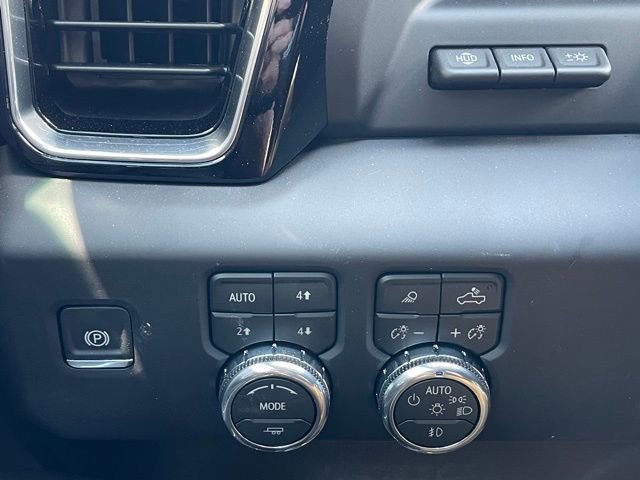 New 2026 GMC Sierra 2500 Denali w/ Denali Reserve Package AWD/4WD image 18