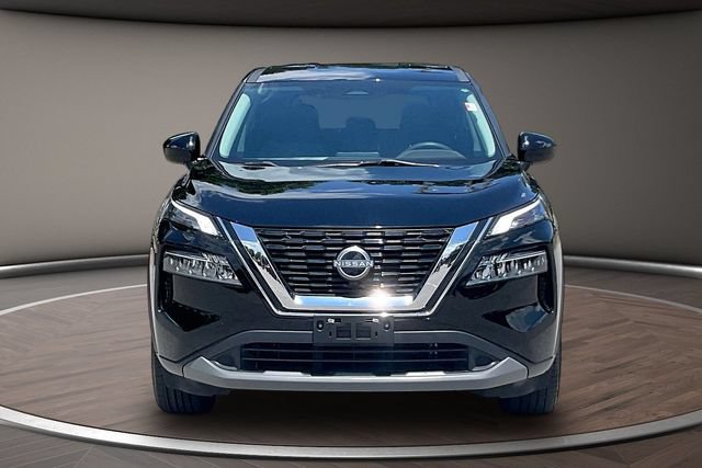 Used 2023 Nissan Rogue SV FWD image 3