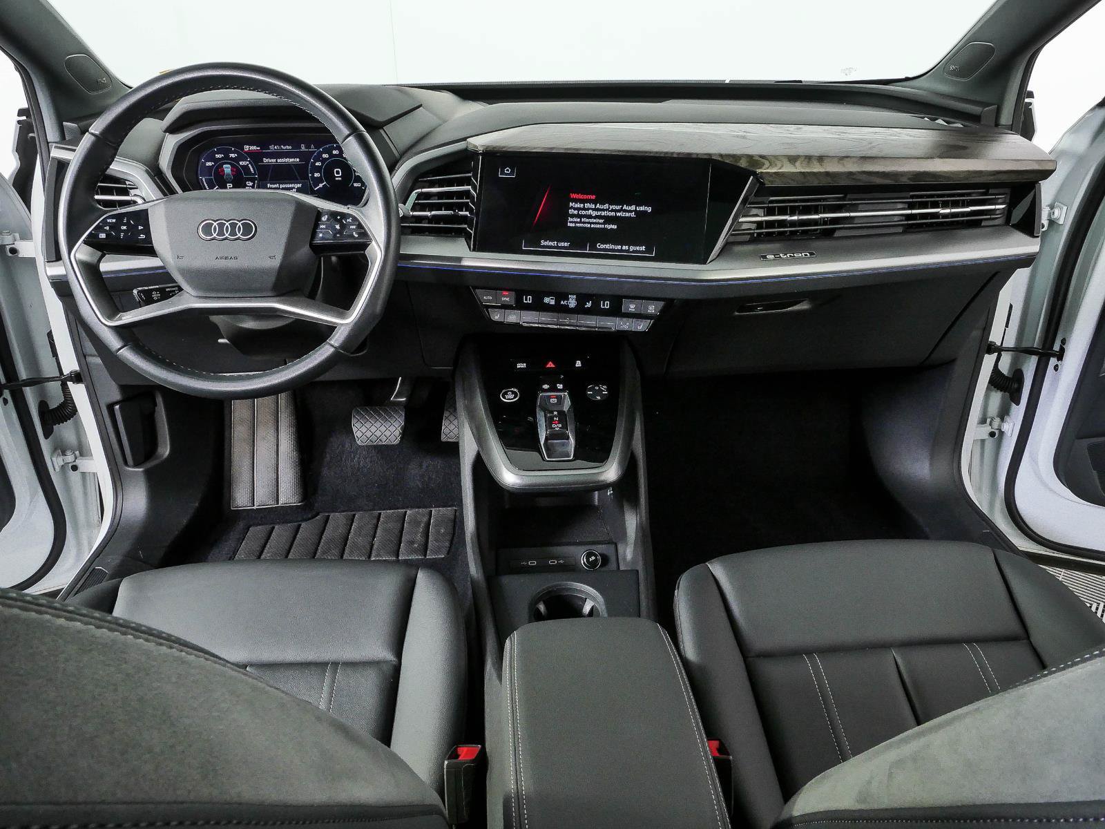 Used 2023 Audi Q4 e-tron Prestige AWD/4WD image 18