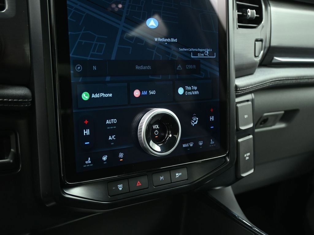 New 2025 Ford F150 Lightning Flash AWD/4WD image 15
