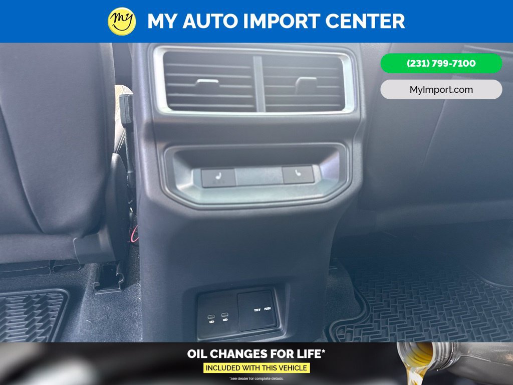 Used 2025 Volkswagen Atlas Cross Sport SEL R-Line AWD/4WD image 27