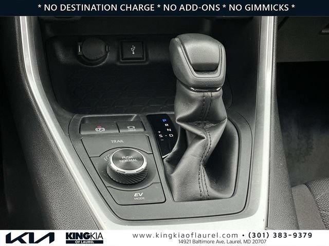 Used 2020 Toyota RAV4 XLE w/ Convenience Package AWD/4WD image 7