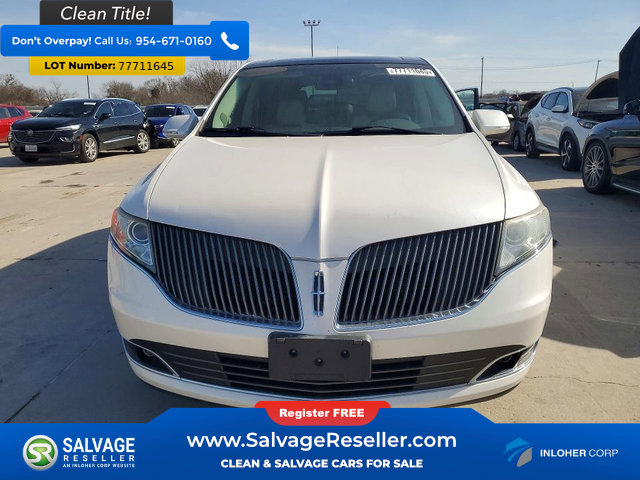 Used 2014 Lincoln MKT AWD w/ Equipment Group 201A image 7