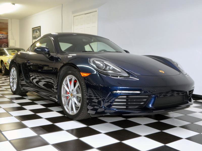Used 2019 Porsche 718 Cayman S image 3