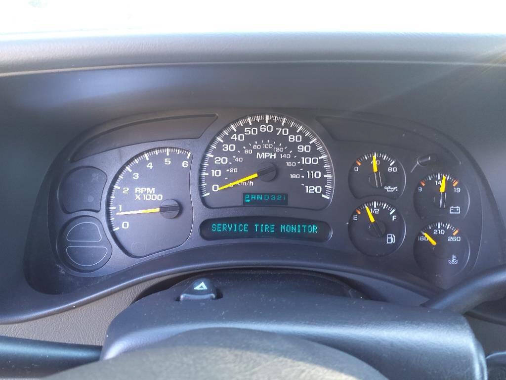 Used 2004 Chevrolet Tahoe LT w/ LT Preferred Equipment Group image 20