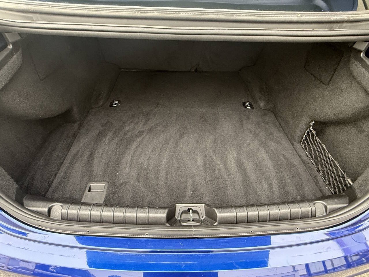 Used 2015 Maserati Ghibli RWD image 12