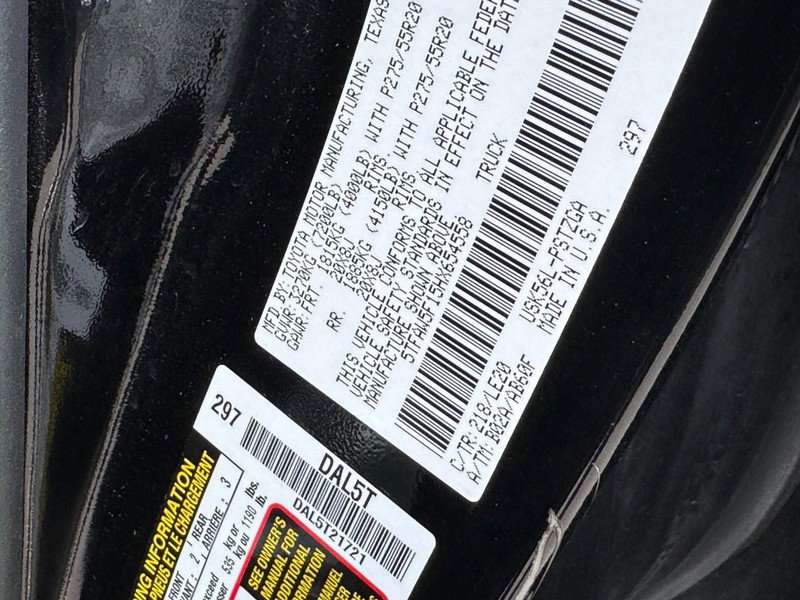 Used 2017 Toyota Tundra image 26