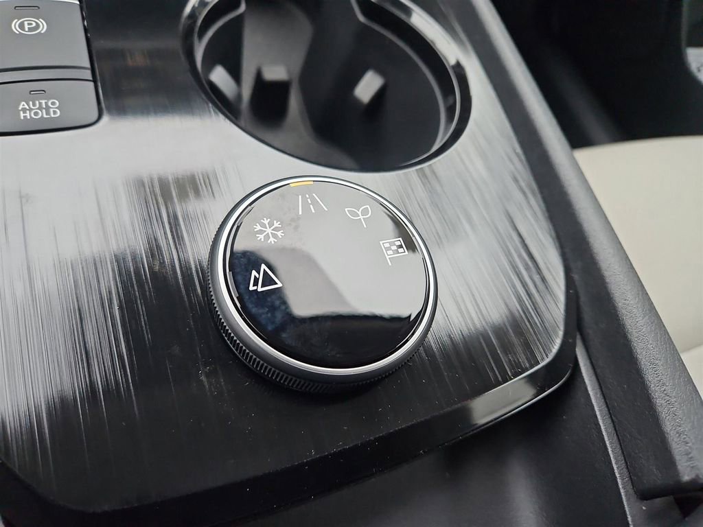 New 2026 Nissan Rogue SV w/ SV Premium Package image 9