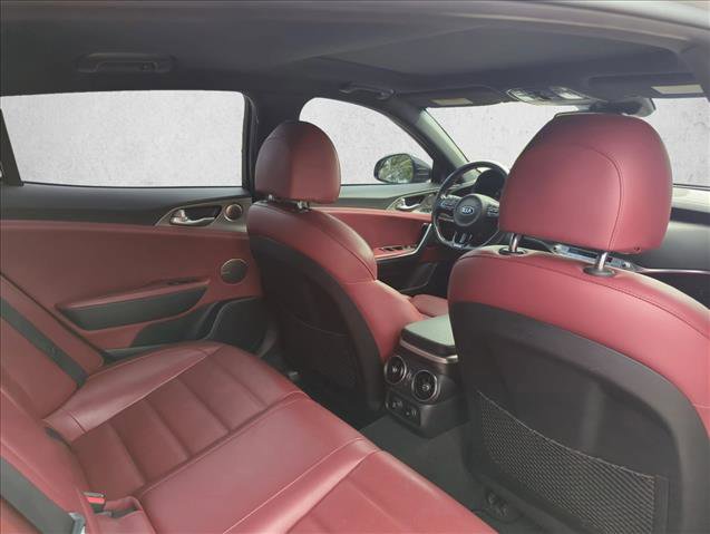 Used 2021 Kia Stinger GT2 image 23