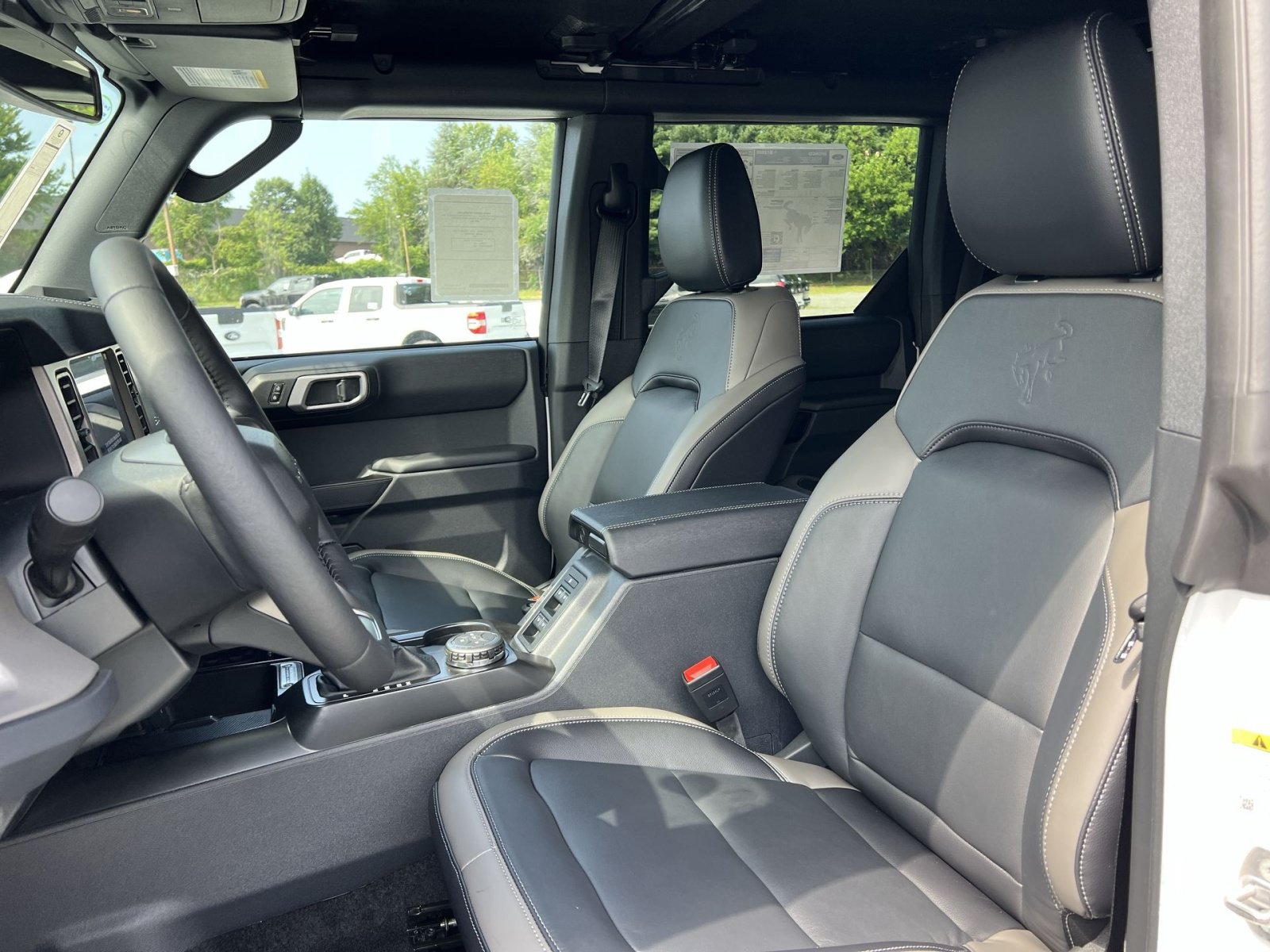 New 2026 Ford Bronco Outer Banks AWD/4WD image 13