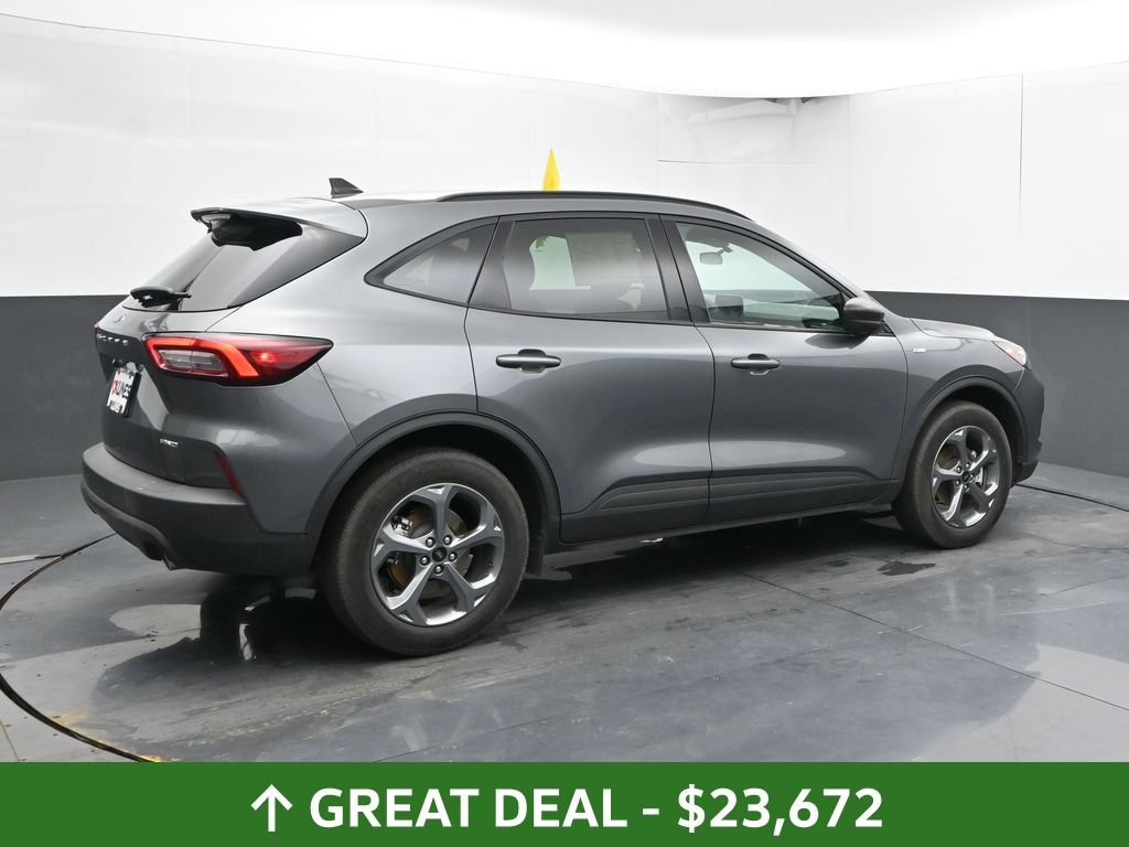 Used 2025 Ford Escape ST-Line AWD/4WD image 4