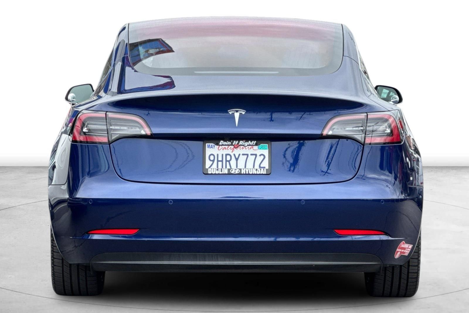 Used 2018 Tesla Model 3 Long Range RWD image 5
