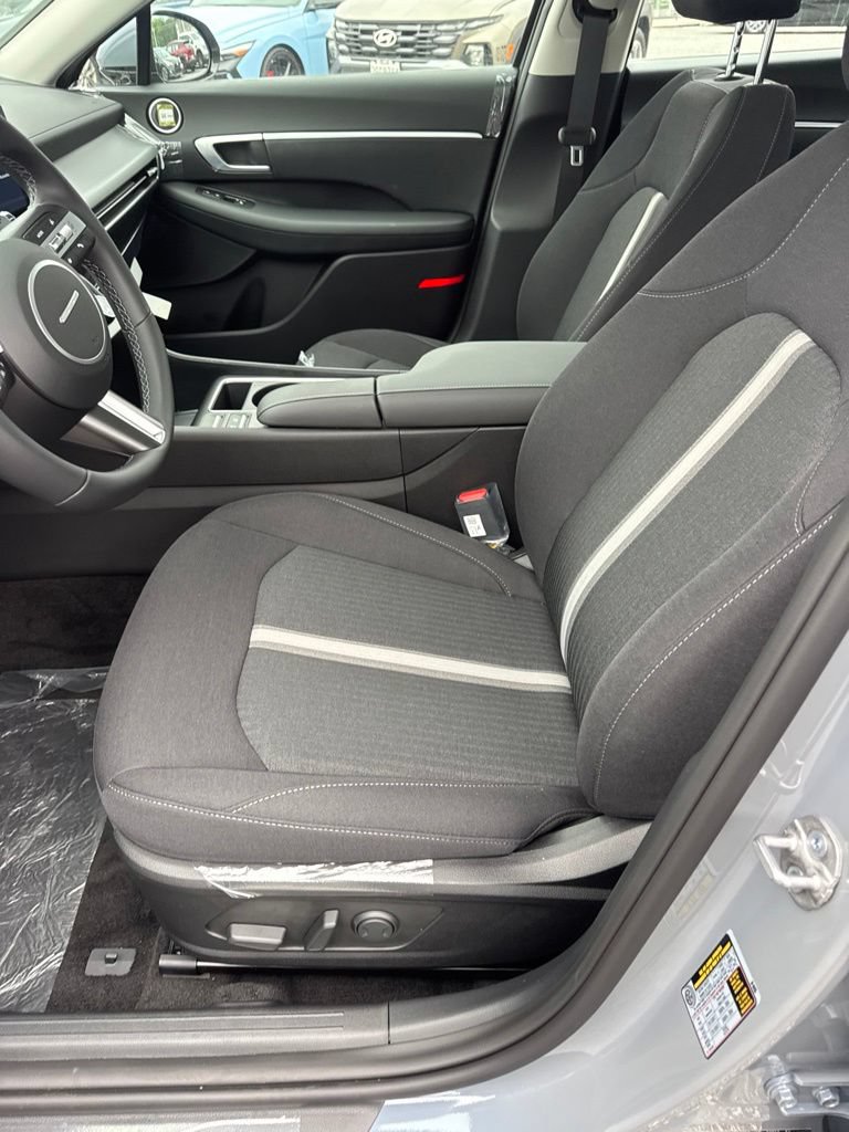 New 2026 Hyundai Sonata SEL FWD image 9