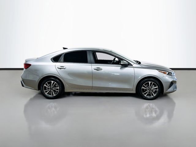 Certified 2024 Kia Forte LXS FWD image 8