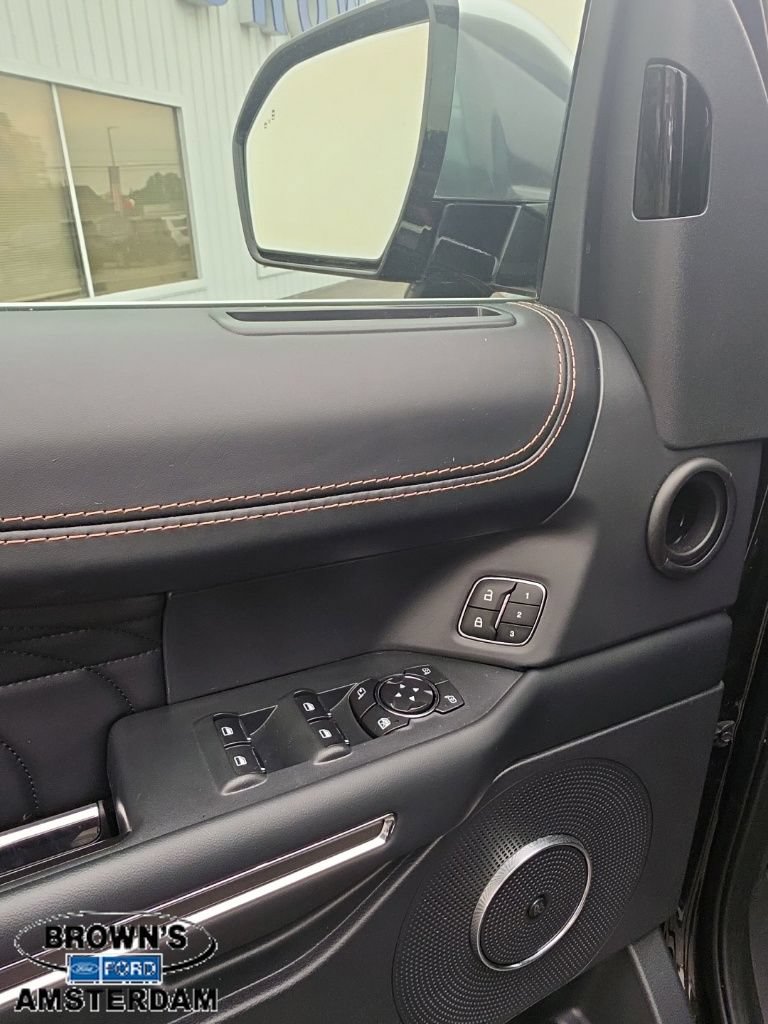 Used 2024 Ford Expedition Max Platinum AWD/4WD image 20