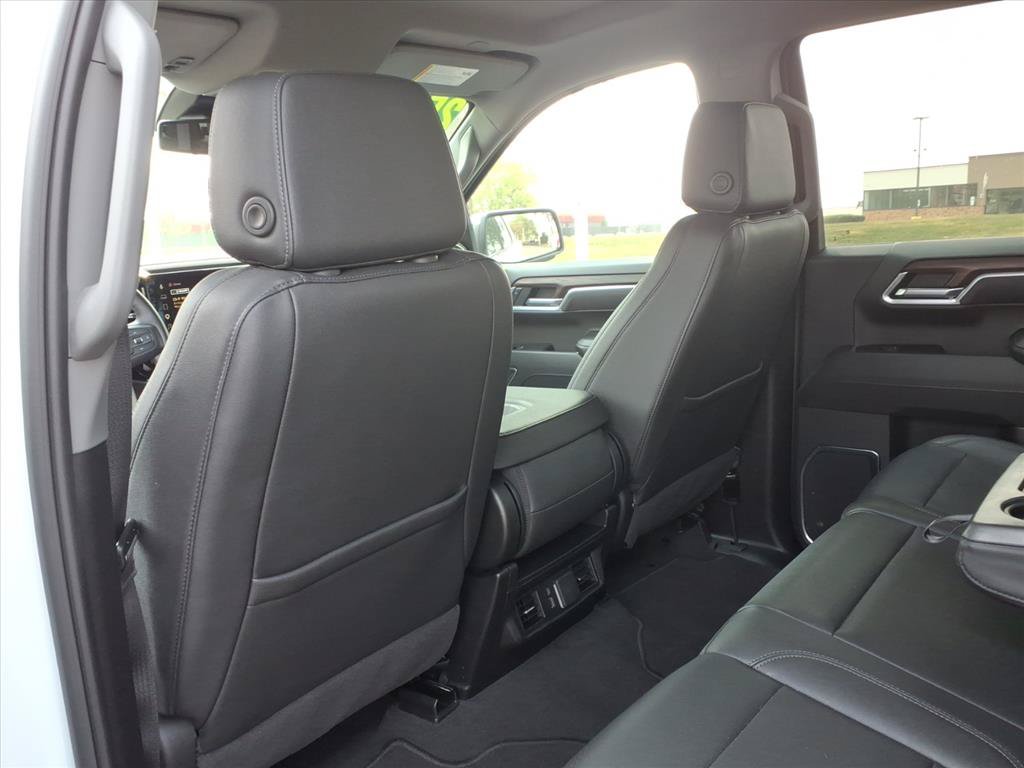 Used 2025 GMC Sierra 1500 SLT AWD/4WD image 27