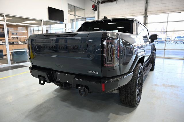 Used 2025 GMC Hummer EV 2X w/ LPO, Dark Essentials Package image 5