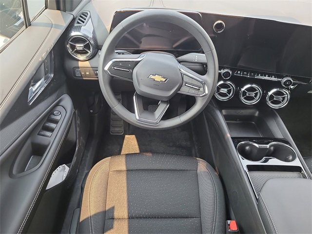 New 2025 Chevrolet Blazer EV LT image 16