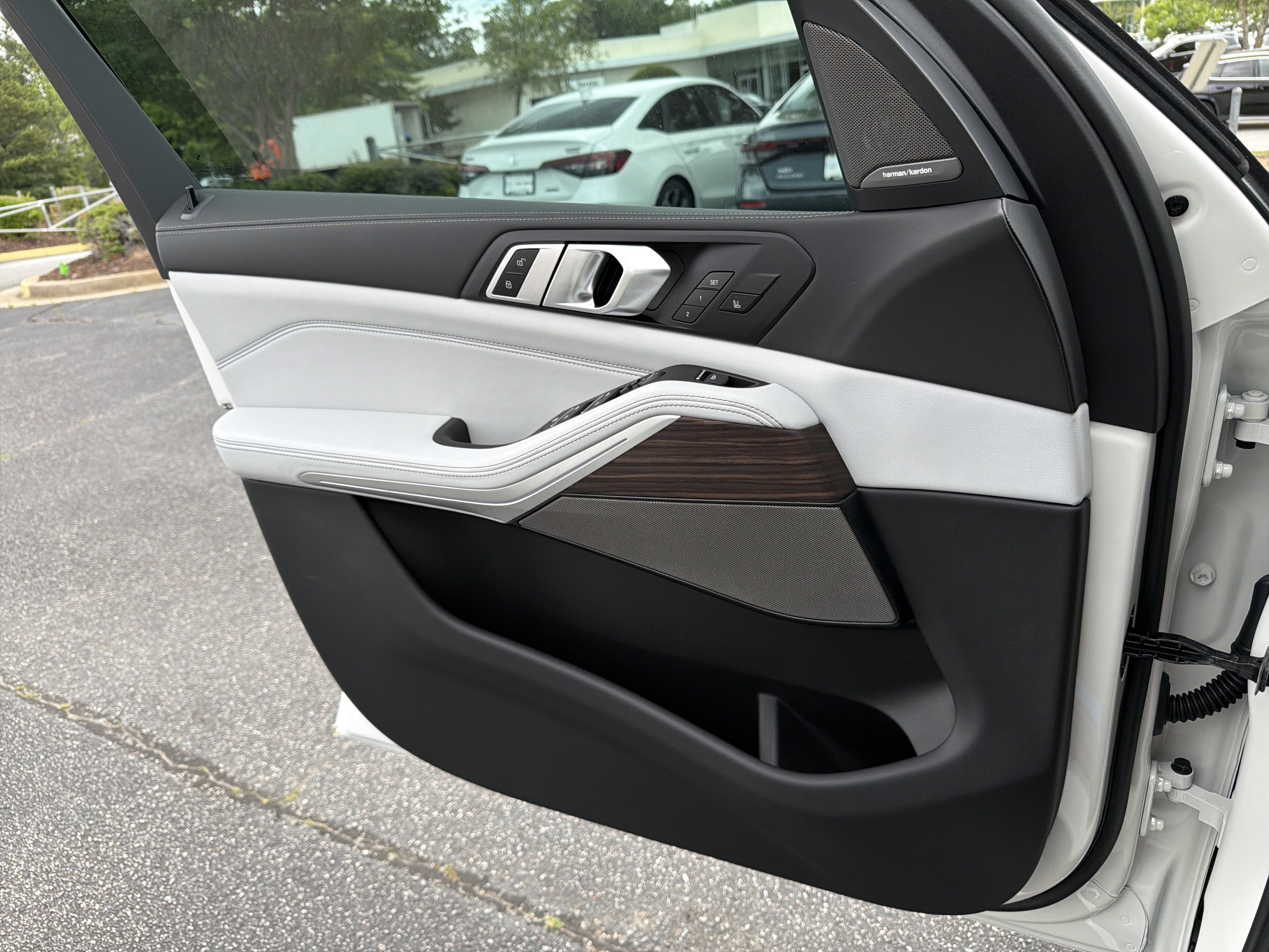 New 2026 BMW X5 sDrive40i RWD image 14