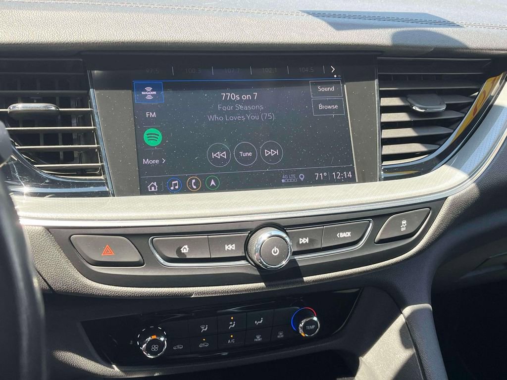 Used 2018 Buick Regal Preferred w/ Sights and Sounds Package AWD/4WD image 30