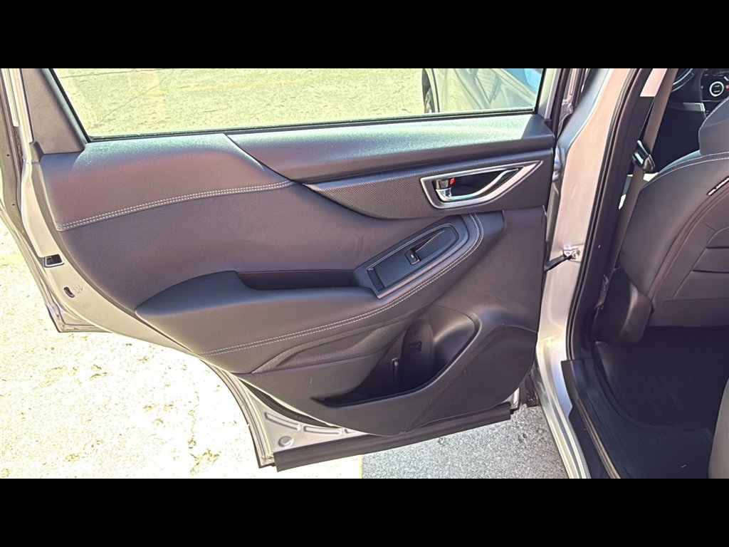 Used 2023 Subaru Forester Premium image 23