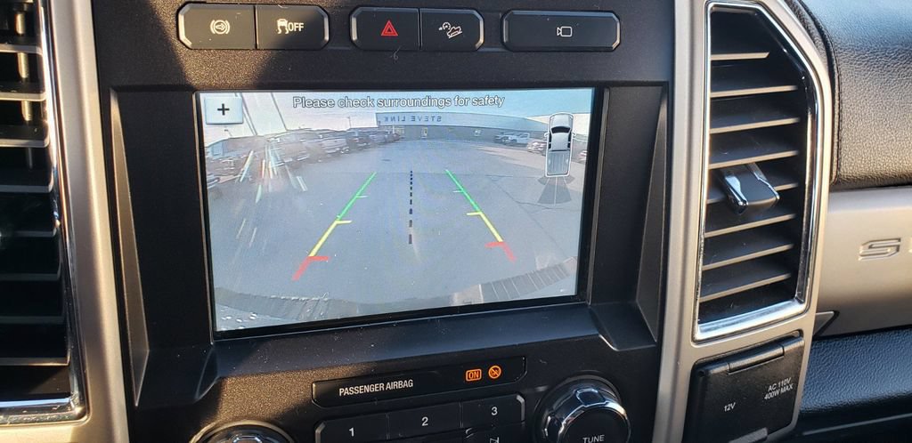 Used 2018 Ford F250 Lariat w/ Chrome Package AWD/4WD image 16