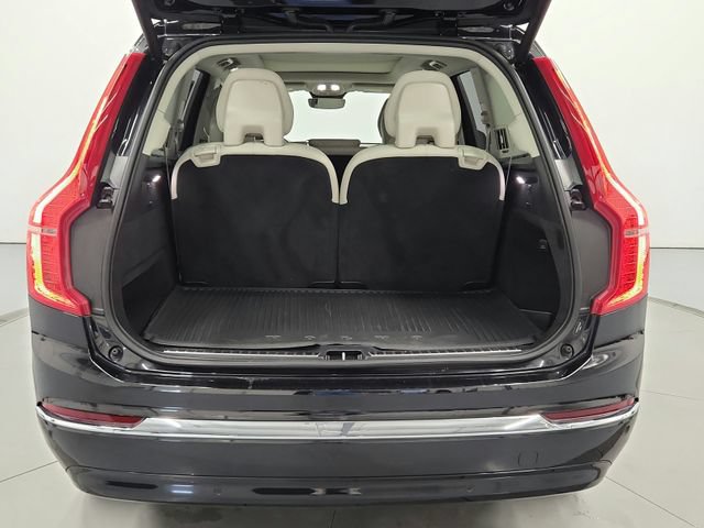 Used 2023 Volvo XC90 B6 Plus w/ Protection Package AWD/4WD image 40