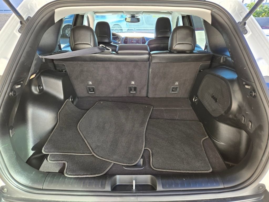 Used 2022 Jeep Cherokee Latitude Lux w/ Sun & Sound Group image 18