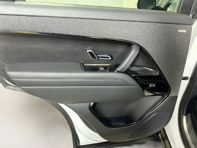 Used 2023 Land Rover Range Rover Sport SE AWD/4WD image 25