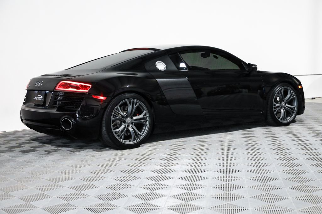 Used 2014 Audi R8 V8 image 6