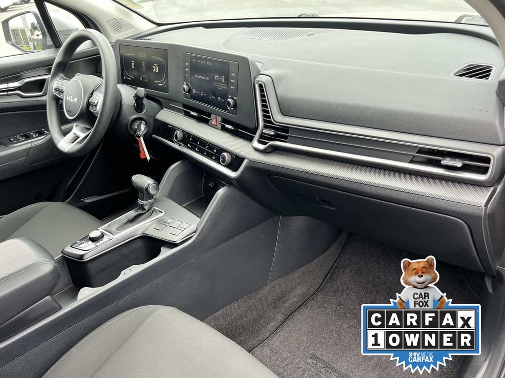 Used 2024 Kia Sportage LX image 23