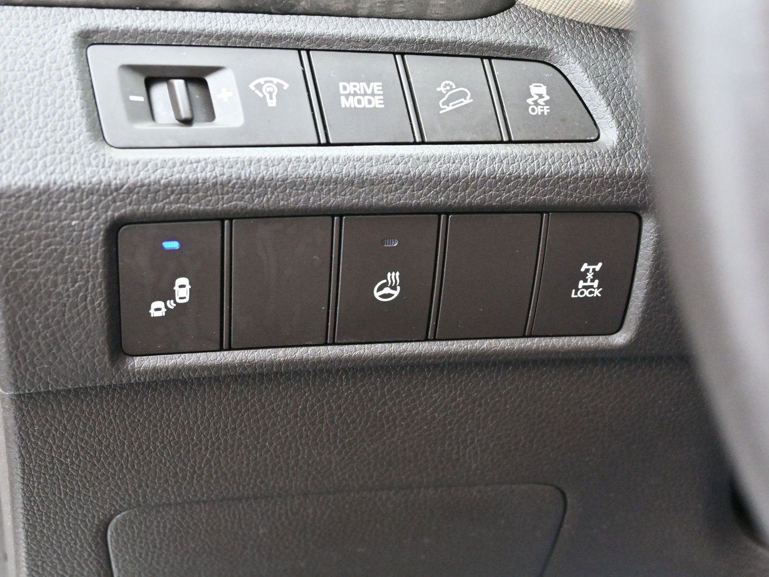 Used 2017 Hyundai Santa Fe Sport w/ 2.4L Tech Package 04 image 29