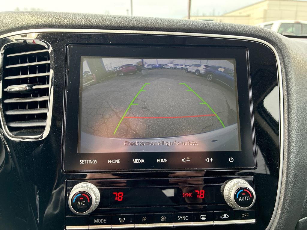 Used 2020 Mitsubishi Outlander SE image 26