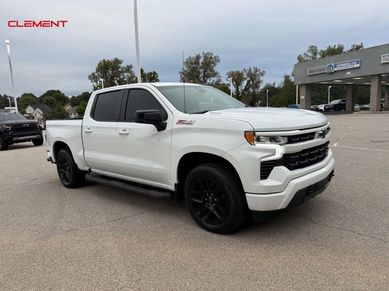 Used 2023 Chevrolet Silverado 1500 RST w/ Convenience Package II AWD/4WD image 11