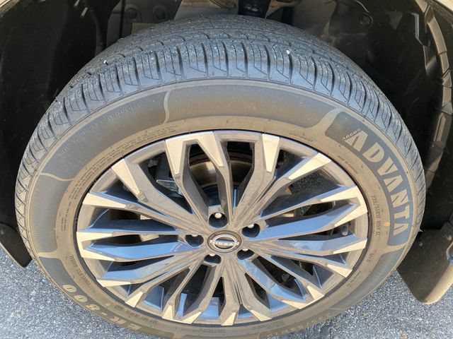 Certified 2024 Nissan Rogue Platinum w/ Platinum Premium Package AWD/4WD image 29