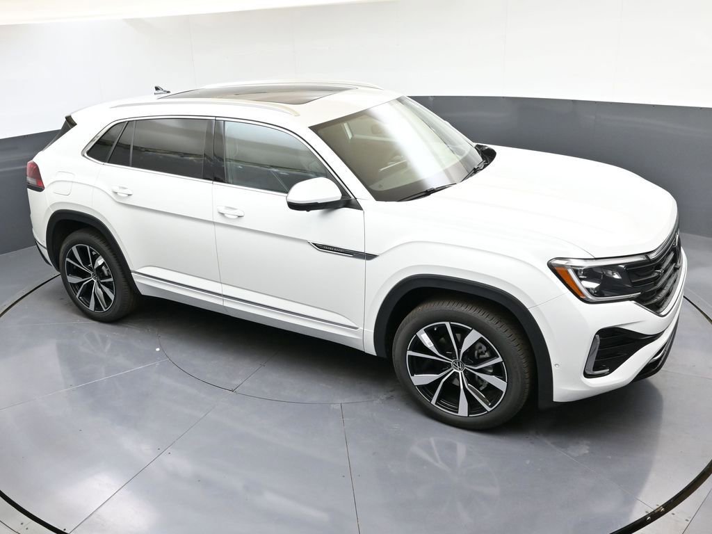 Used 2025 Volkswagen Atlas Cross Sport SEL Premium R-Line image 42