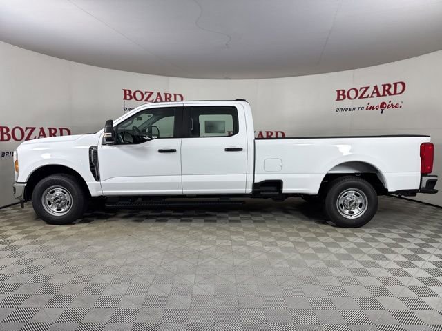 New 2026 Ford F250 XL w/ XL Chrome Package image 4
